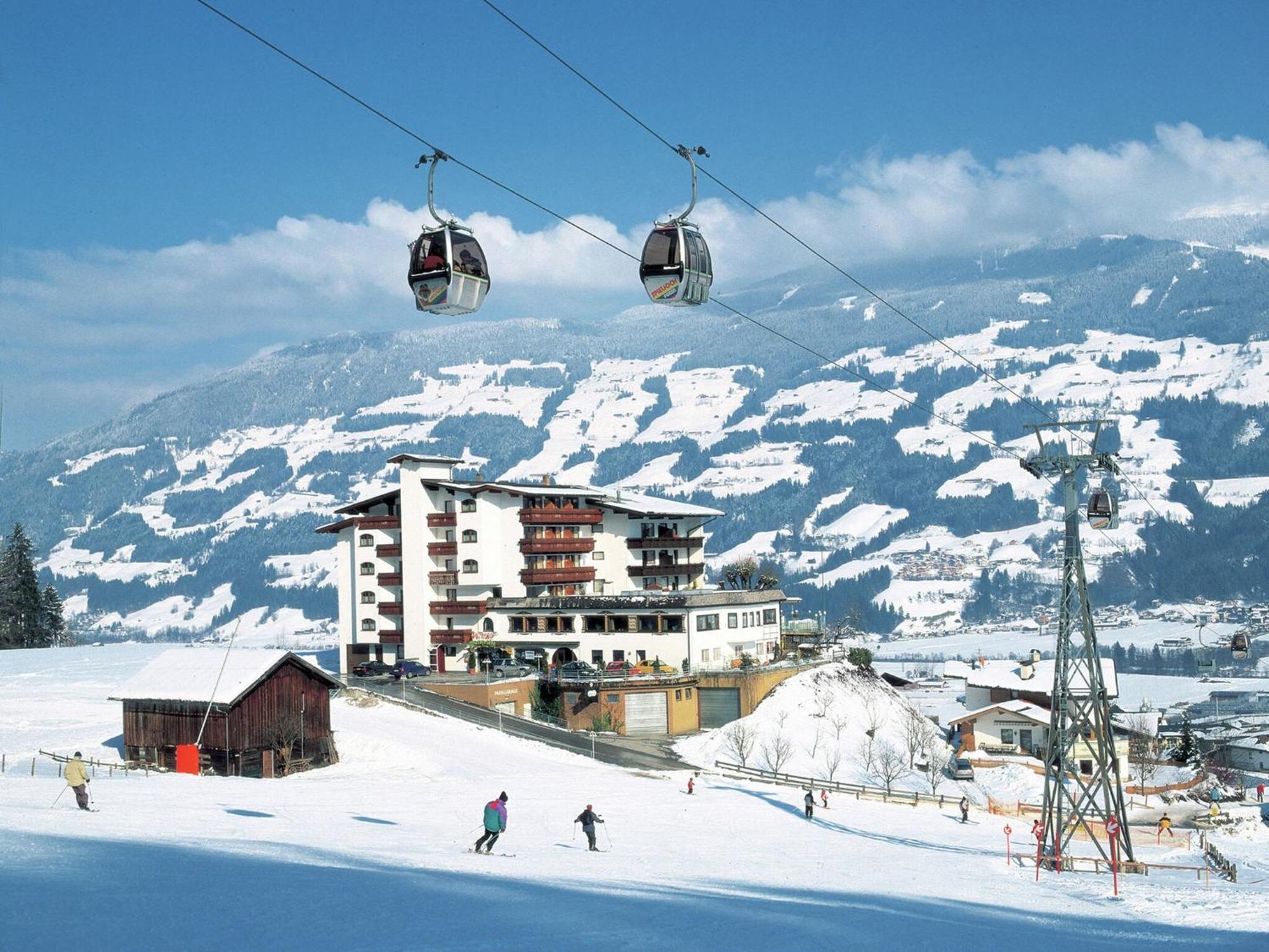 Holiday Flat In Uderns Near The Ski Area Екстер'єр фото