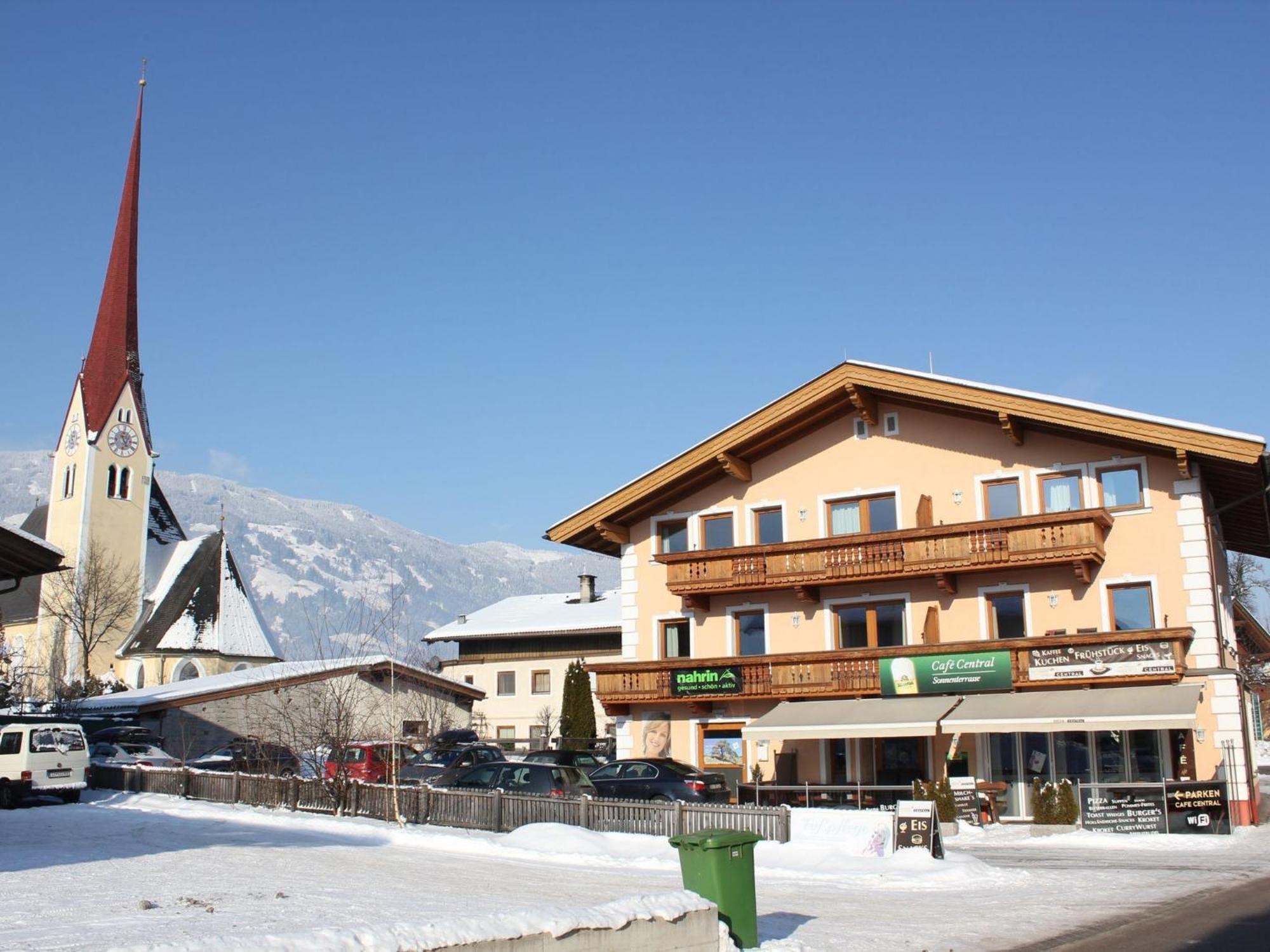 Holiday Flat In Uderns Near The Ski Area Екстер'єр фото